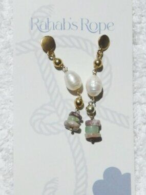 NEW W/TAGS-Rahab's Rope Earrings